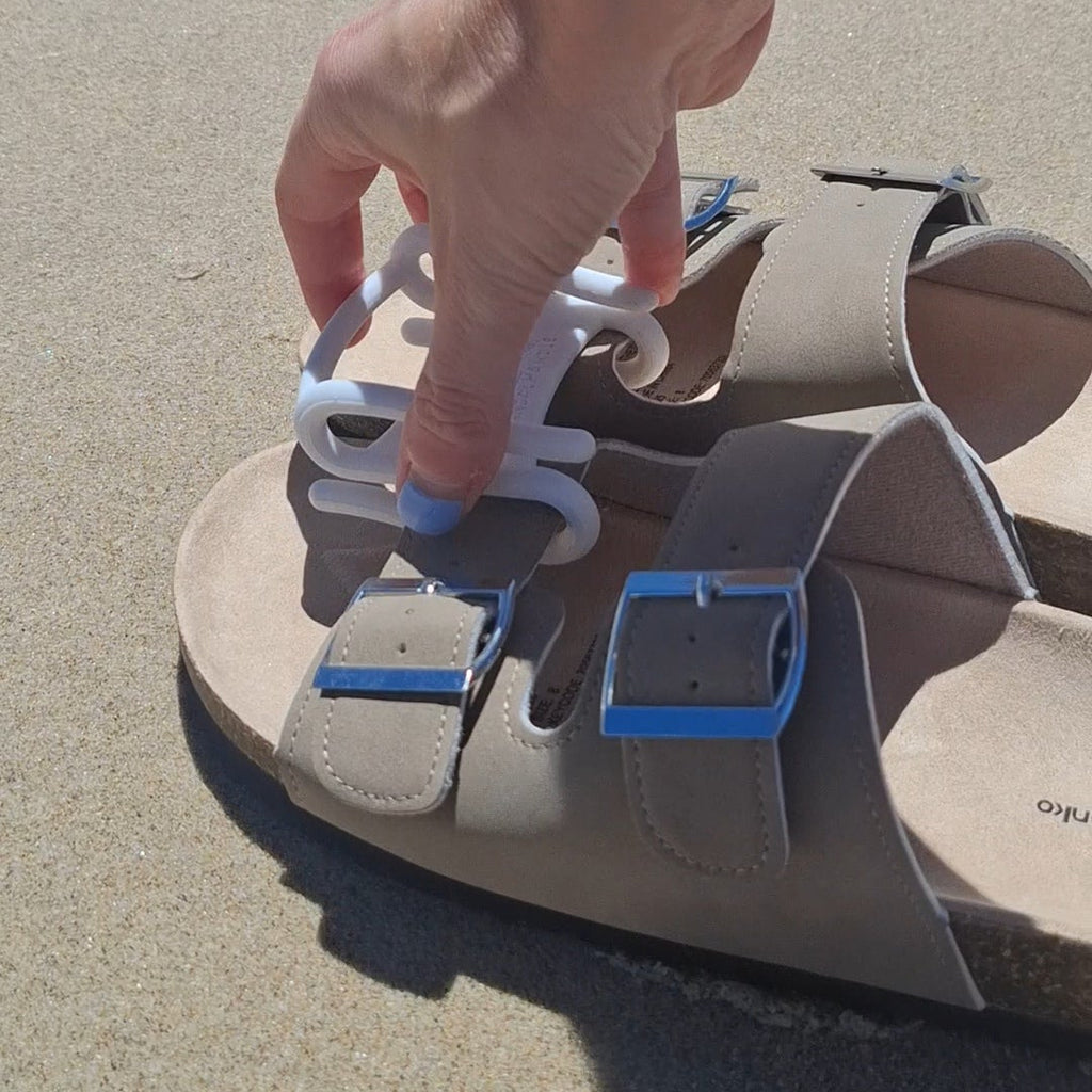 The Sandal Handle™ - Hands-Free Sandal Carrier