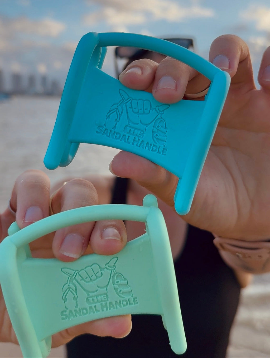 The Sandal Handle™ - Hands-Free Sandal Carrier